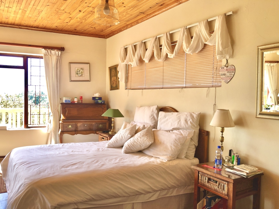 5 Bedroom Property for Sale in Kenton On Sea Eastern Cape
